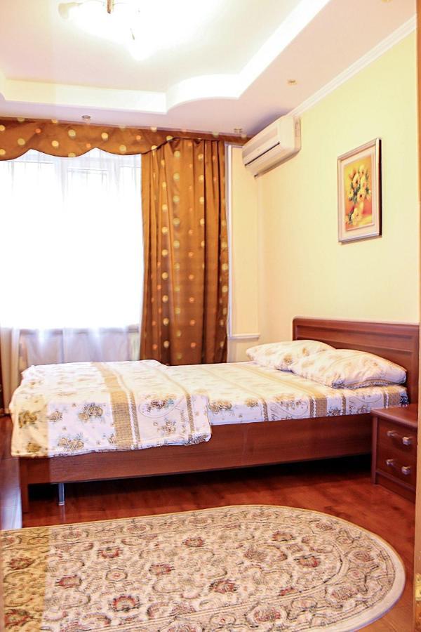 Tolebaeva 65 Apartman Almati Kültér fotó